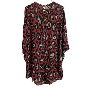 Umgee Womens Sz M Burgundy Leopard Print Sheer Button Up Short Sleeve Tunic Top
